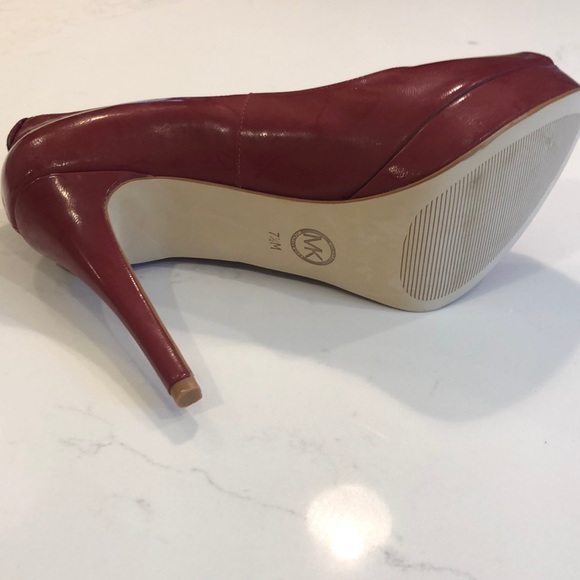 Red Michael Kors Pumps - Picture 4 of 4